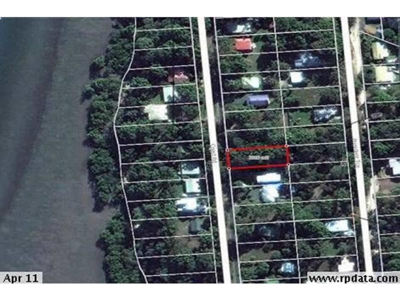 22 Coast Road, Macleay Island QLD 4184