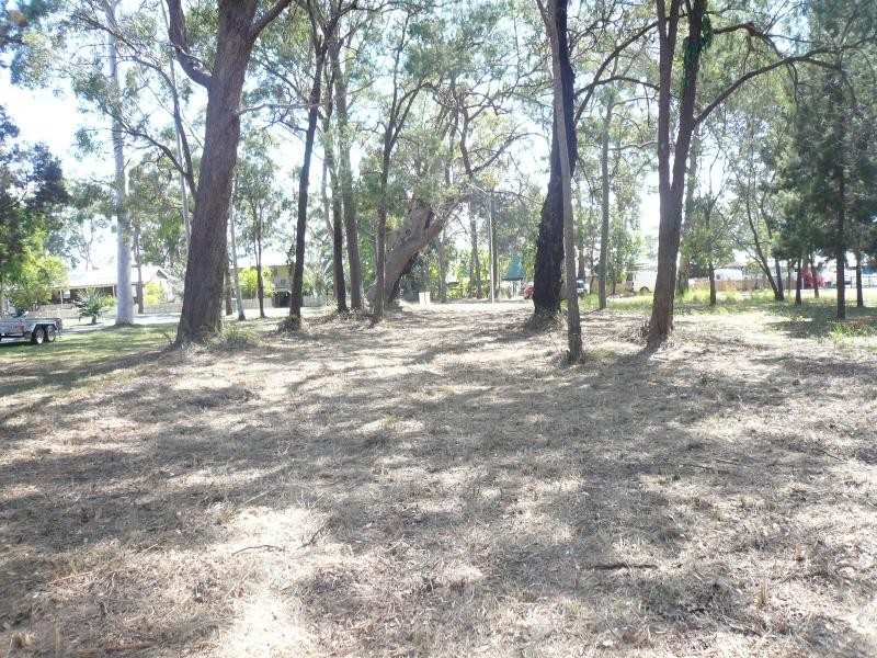 22 Coast Road, Macleay Island QLD 4184