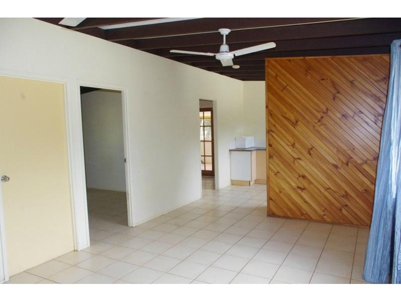 65 High Central Road, Macleay Island QLD 4184
