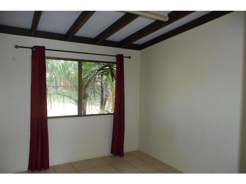 65 High Central Road, Macleay Island QLD 4184