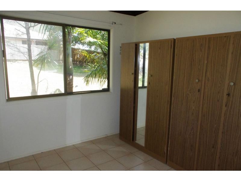 65 High Central Road, Macleay Island QLD 4184