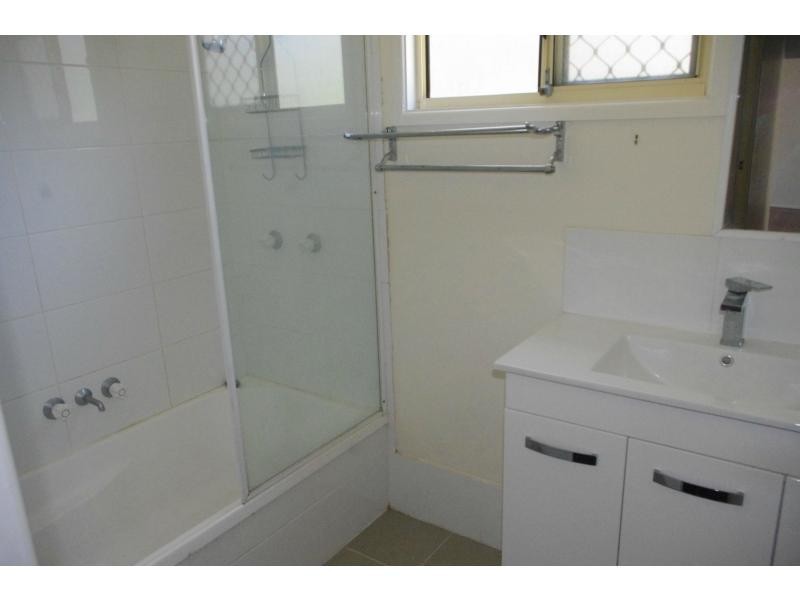 5 Oomool Street, Macleay Island QLD 4184