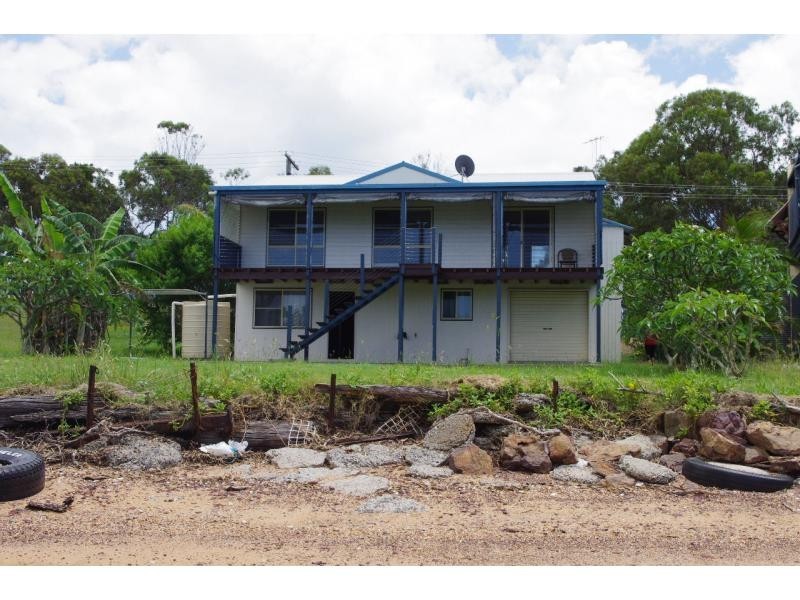 38 Coorong, Macleay Island QLD 4184