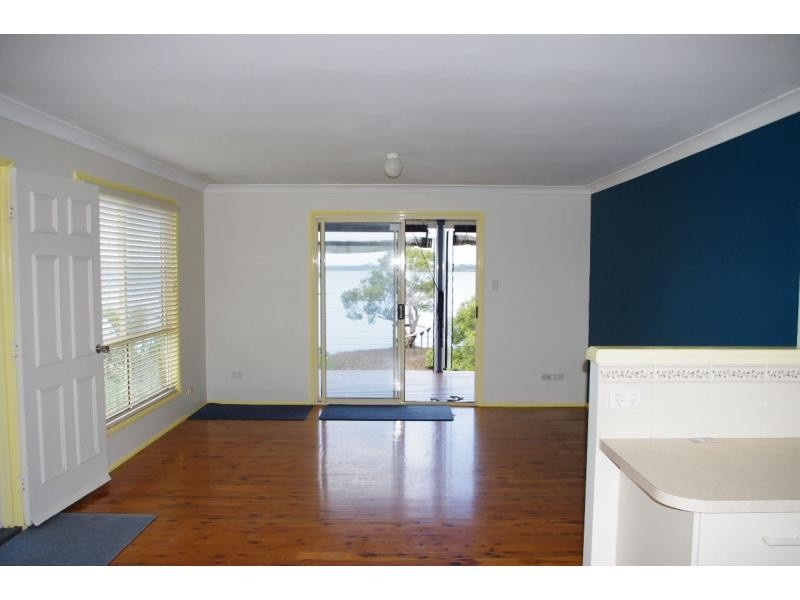 38 Coorong, Macleay Island QLD 4184