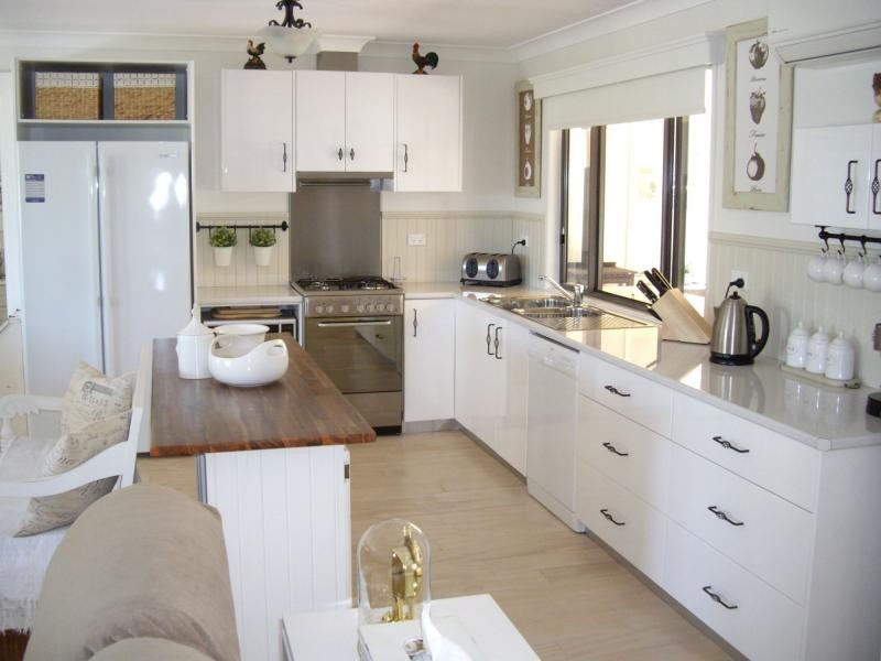 15 Sentosa Terrace, Macleay Island QLD 4184