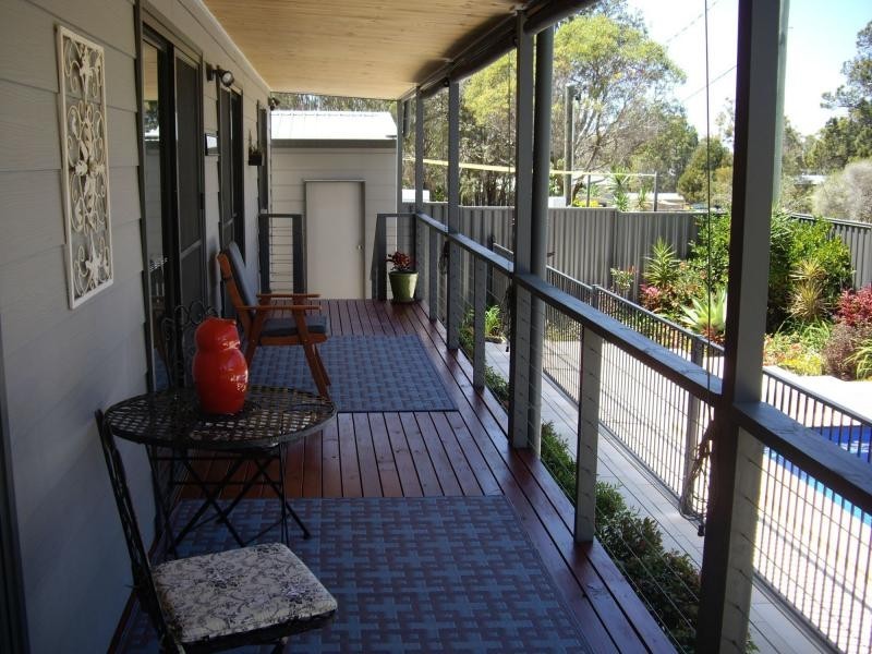 15 Sentosa Terrace, Macleay Island QLD 4184