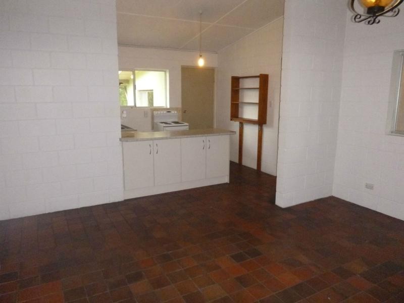 28 High Central Road, Macleay Island QLD 4184