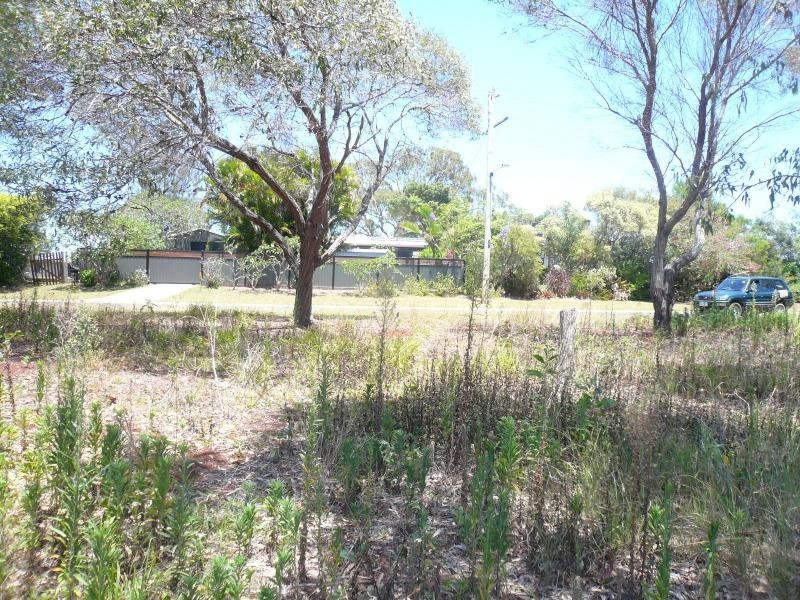 43-45 Western Road, Macleay Island QLD 4184