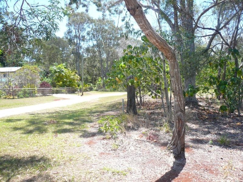 43-45 Western Road, Macleay Island QLD 4184