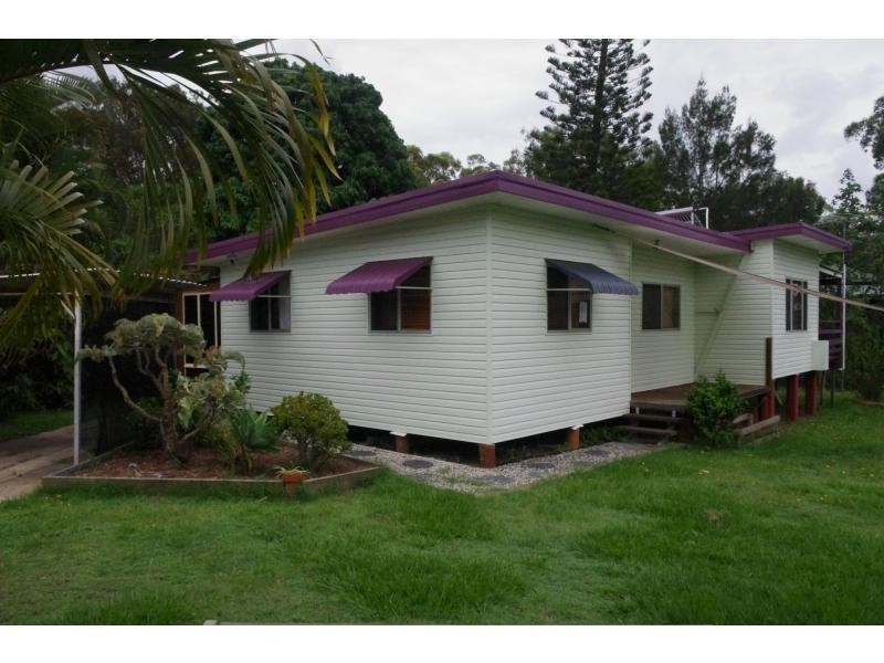 27 Jan Street, Macleay Island QLD 4184