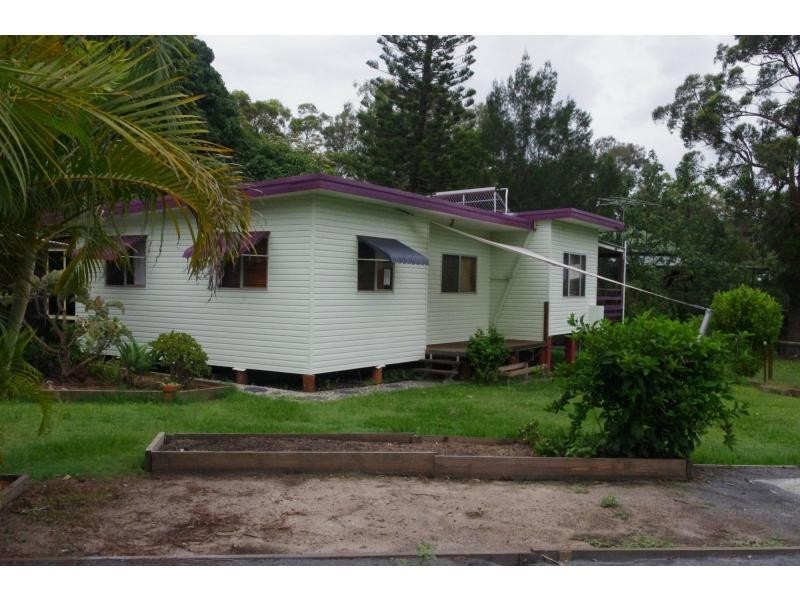 27 Jan Street, Macleay Island QLD 4184