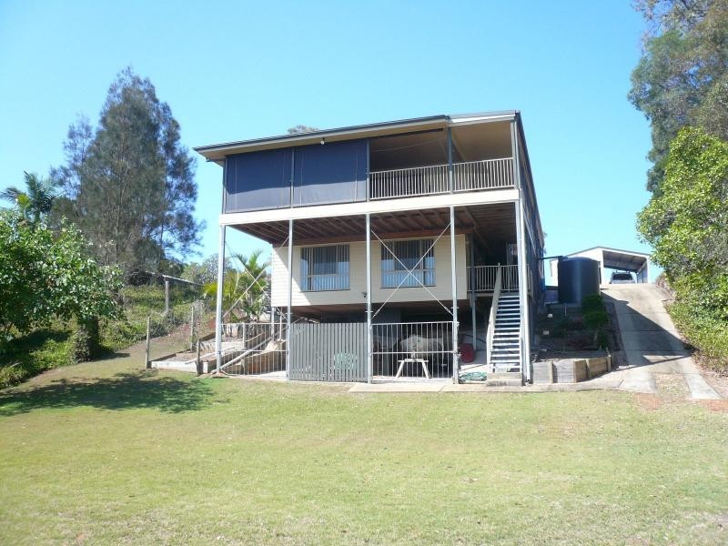 54 Western Road, Macleay Island QLD 4184