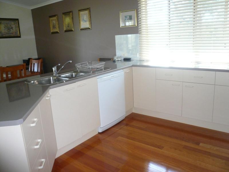 54 Western Road, Macleay Island QLD 4184