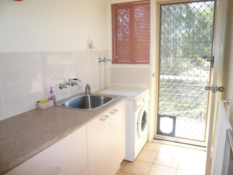54 Western Road, Macleay Island QLD 4184