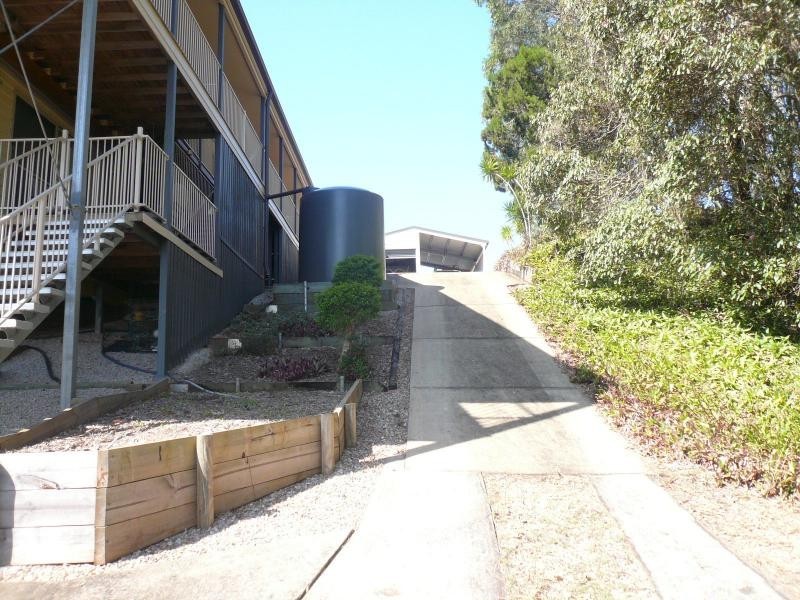 54 Western Road, Macleay Island QLD 4184