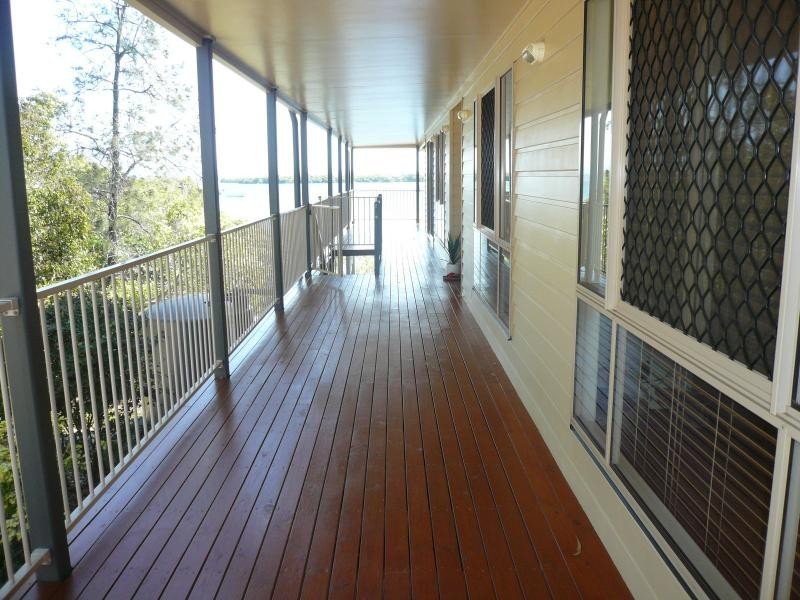 54 Western Road, Macleay Island QLD 4184