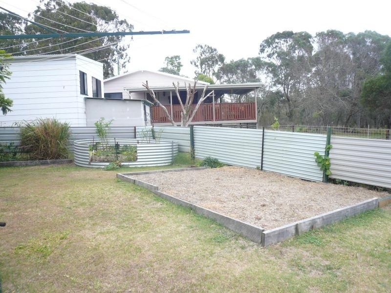 11 Lemontree Drive, Macleay Island QLD 4184