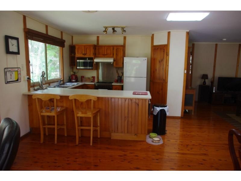 32 Attunga Street, Macleay Island QLD 4184