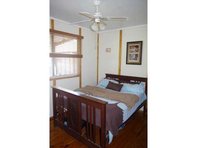 32 Attunga Street, Macleay Island QLD 4184