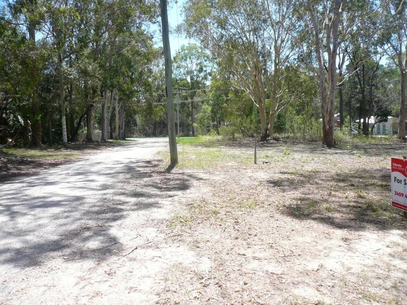 5 Warama Street, Macleay Island QLD 4184