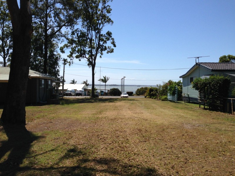 31 Benowa Street, Macleay Island QLD 4184