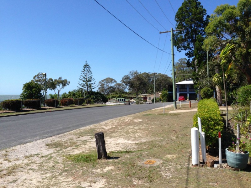 31 Benowa Street, Macleay Island QLD 4184