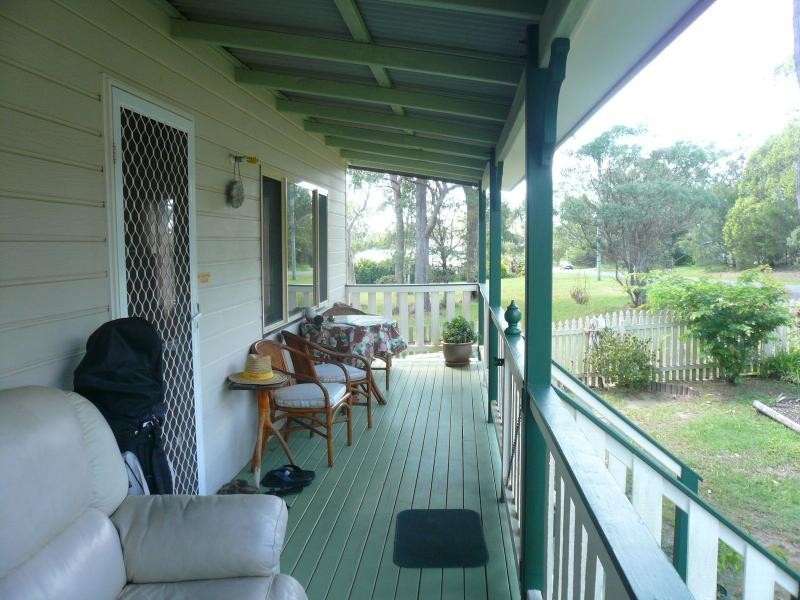 35 Scotts Road, Macleay Island QLD 4184