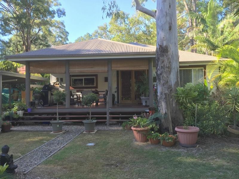 56 Alexander Street, Macleay Island QLD 4184