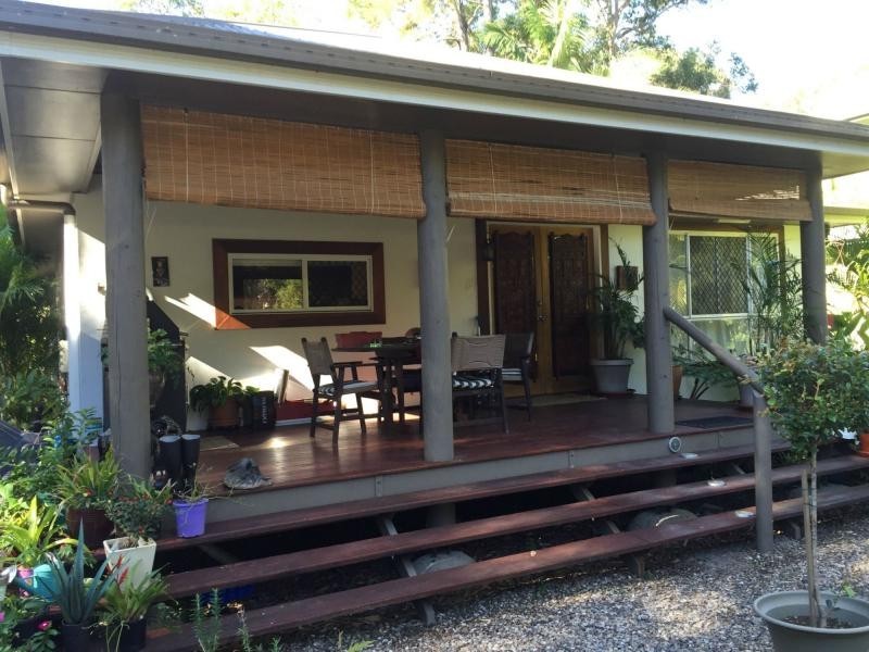 56 Alexander Street, Macleay Island QLD 4184
