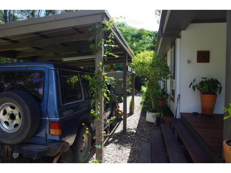 56 Alexander Street, Macleay Island QLD 4184