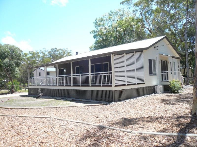 14-16 Baracoota Street, Macleay Island QLD 4184