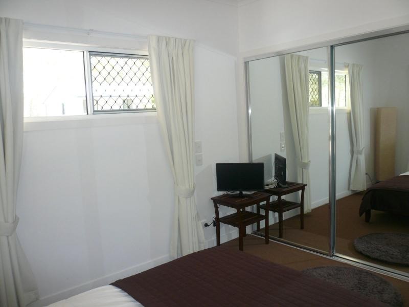 14-16 Baracoota Street, Macleay Island QLD 4184