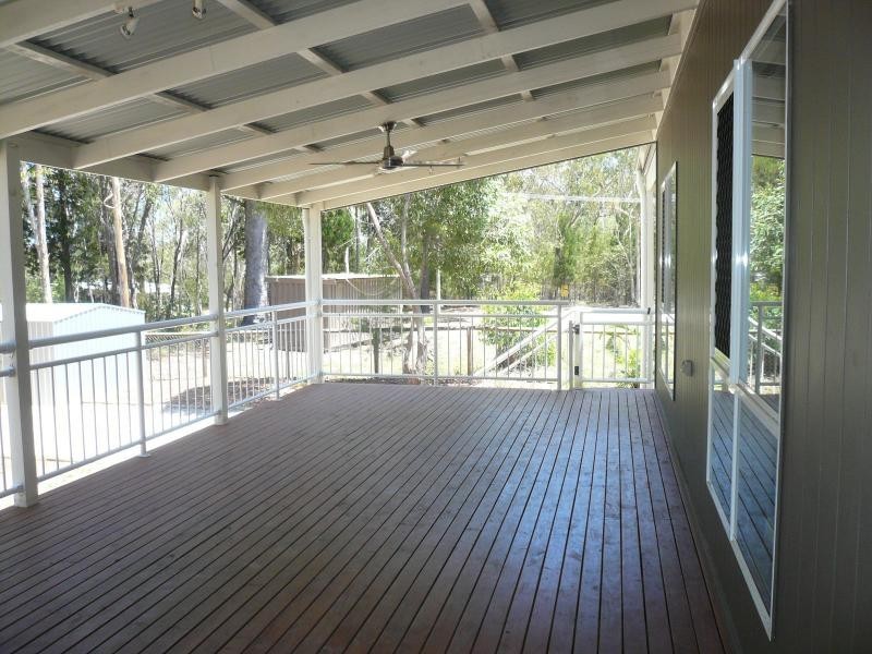 14-16 Baracoota Street, Macleay Island QLD 4184