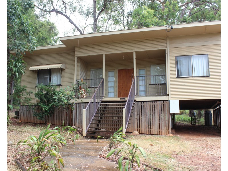 113 High Central Road, Macleay Island QLD 4184