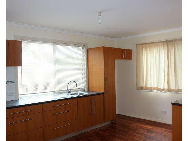 113 High Central Road, Macleay Island QLD 4184