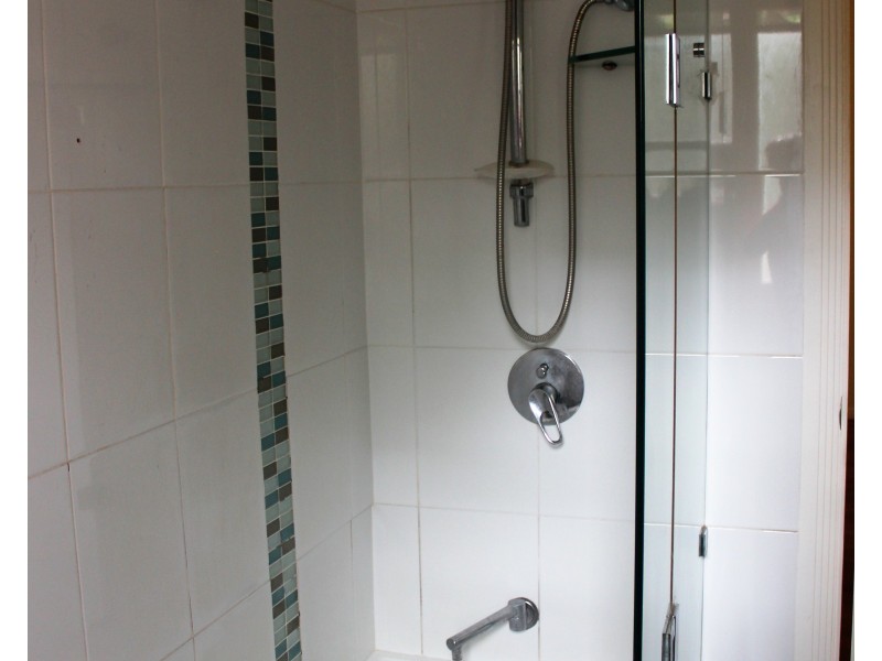 113 High Central Road, Macleay Island QLD 4184