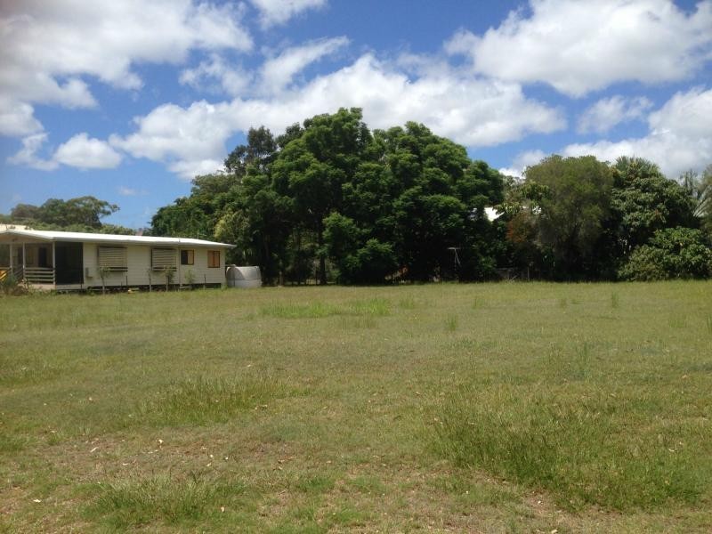 30 Noyes Parade, Karragarra Island QLD 4184