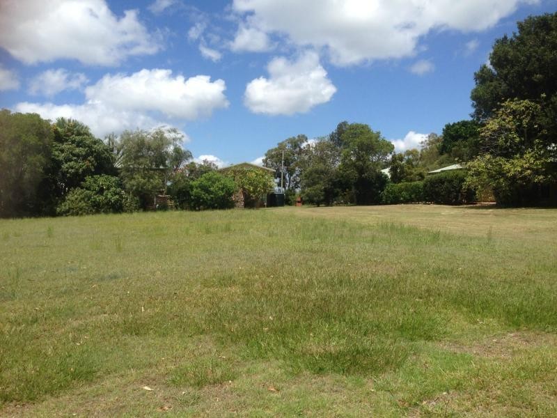 30 Noyes Parade, Karragarra Island QLD 4184