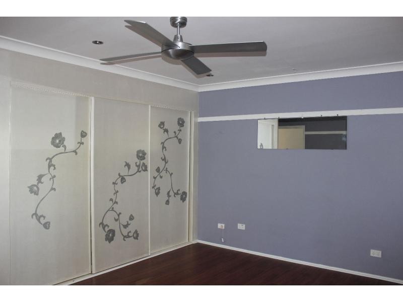 26 Rhodes Street, Macleay Island QLD 4184