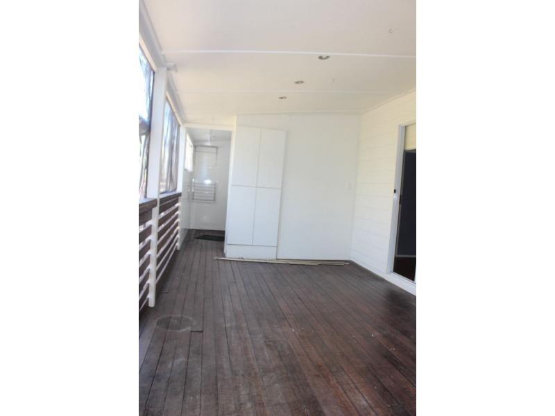 26 Rhodes Street, Macleay Island QLD 4184