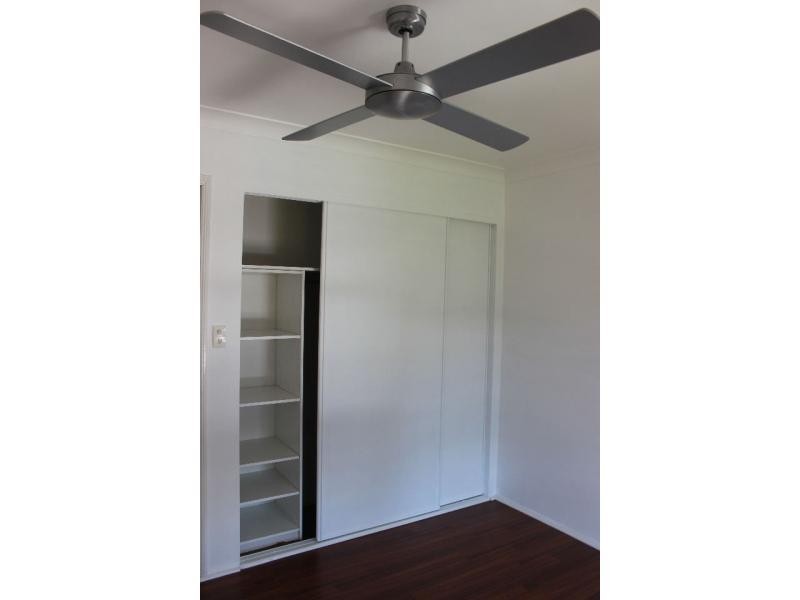 26 Rhodes Street, Macleay Island QLD 4184