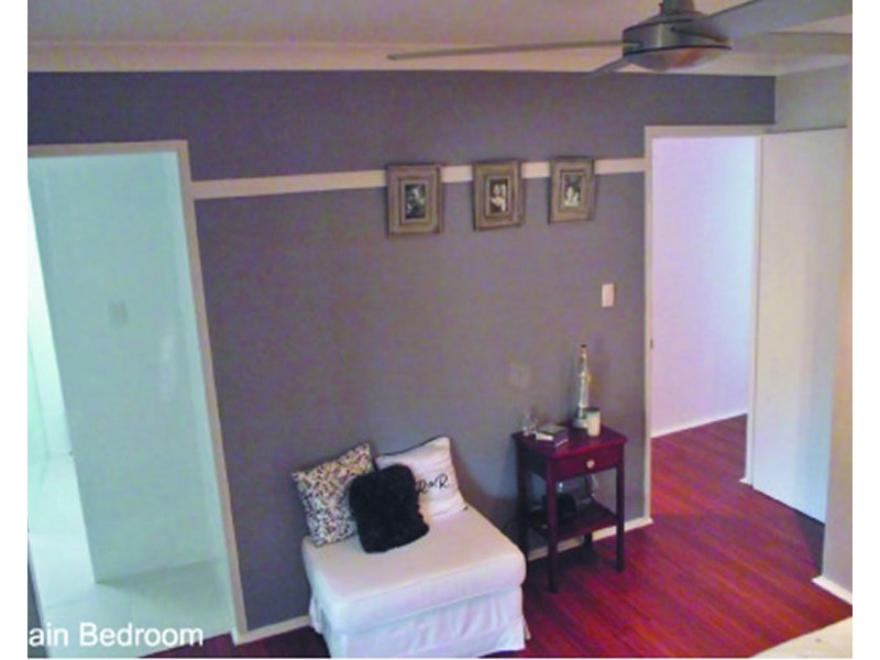 26 Rhodes Street, Macleay Island QLD 4184
