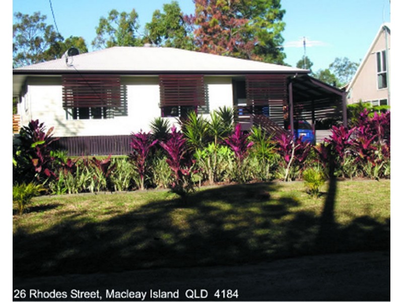 26 Rhodes Street, Macleay Island QLD 4184