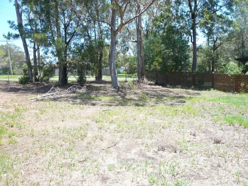 66 High Central Road, Macleay Island QLD 4184