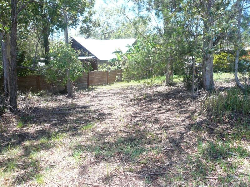 66 High Central Road, Macleay Island QLD 4184