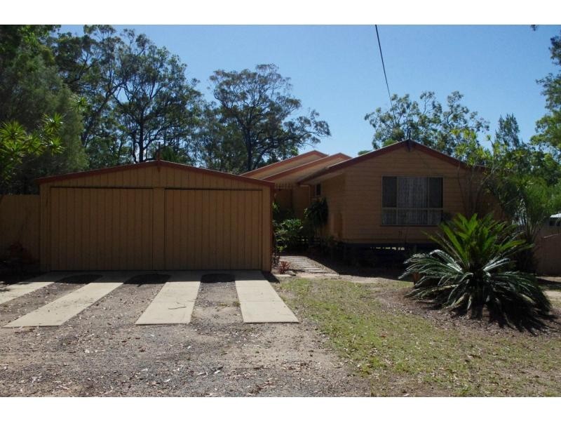 25 President Terrace, Macleay Island QLD 4184