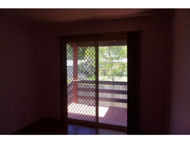 25 President Terrace, Macleay Island QLD 4184