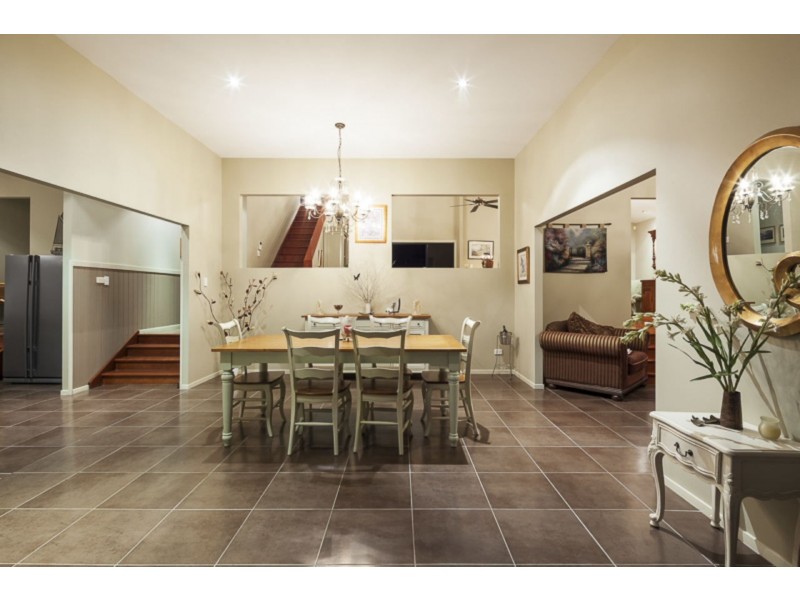 91 Coondooroopa Drive, Macleay Island QLD 4184