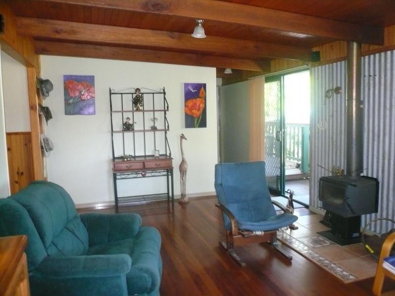 66 Hastings Terrace, Macleay Island QLD 4184