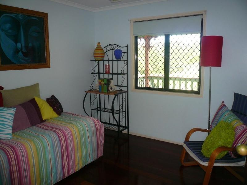 66 Hastings Terrace, Macleay Island QLD 4184